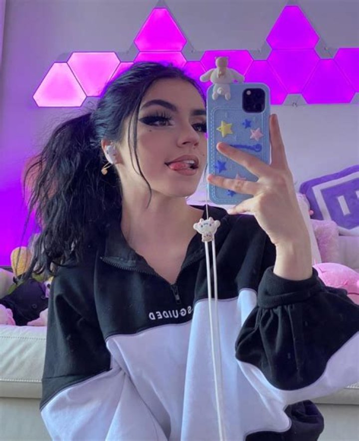 Aviva Sofia Age | Wiki, Net worth, Bio, Height, Boyfriend ?