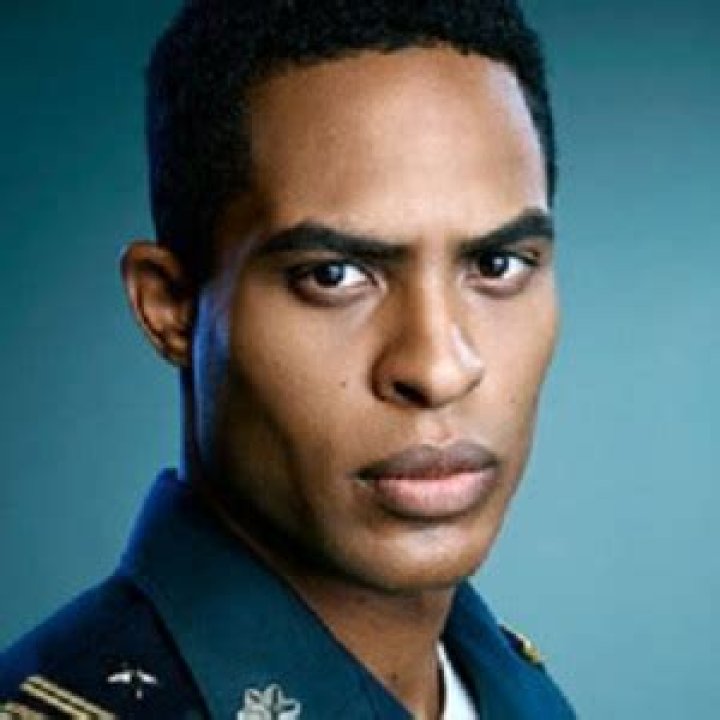 Brandon P. Bell Age - Bio, Wiki, Height, Net Worth, Relationship (2023)