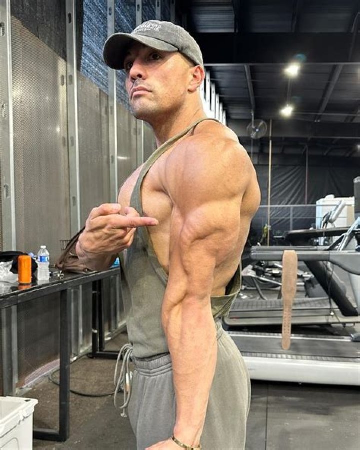 Christian Guzman Net Worth. Know His Age & Height. His Girlfriend and Dating Life. 2022