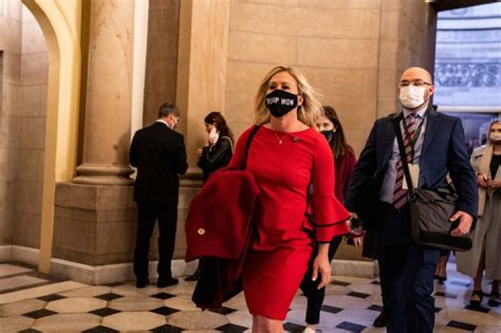 How tall is Marjorie Taylor Greene