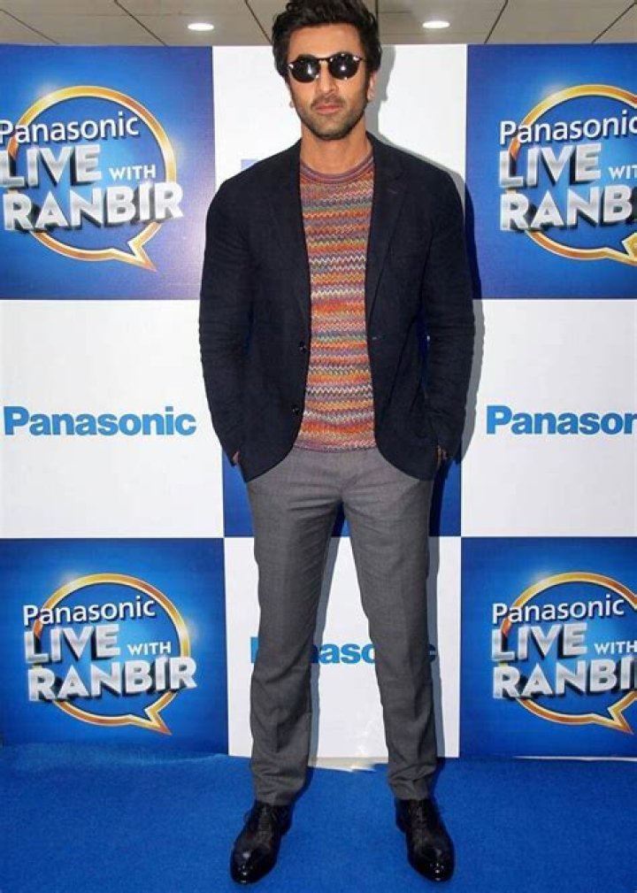 How tall is Ranbir Kapoor
