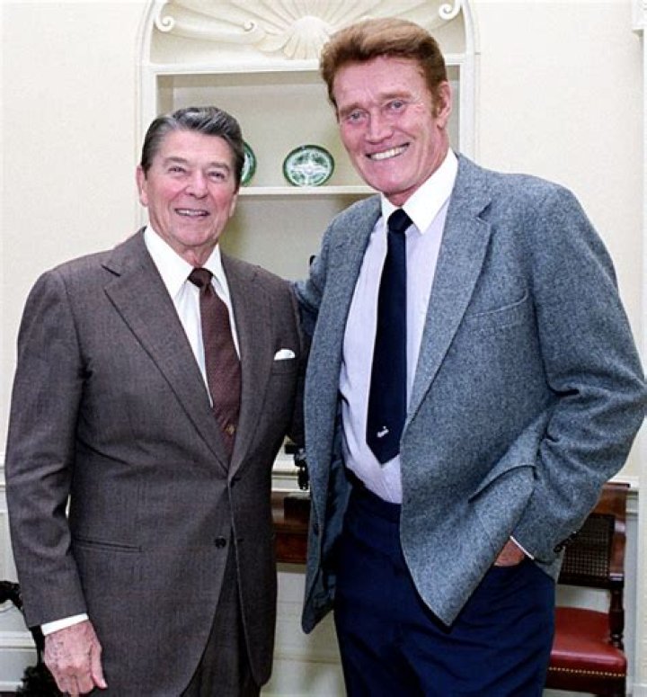 How tall was Chuck Connors