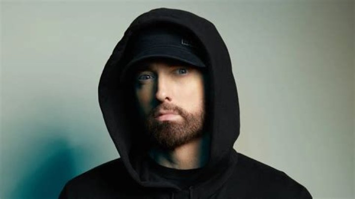Is Eminem single 2020? (Celebrity Exclusive)