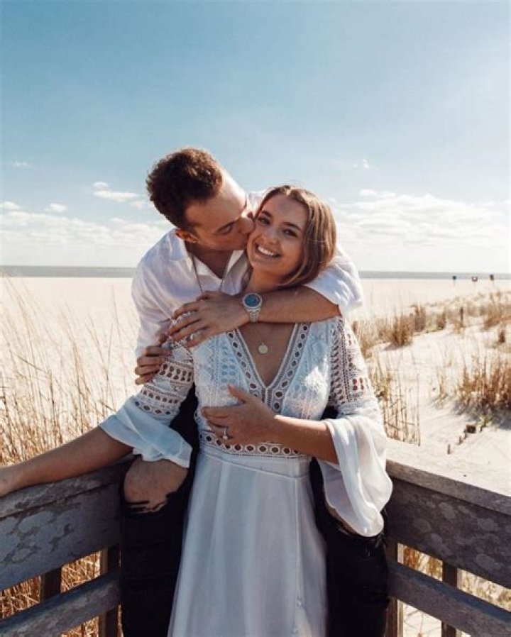 Julia Summer Age | Wiki, Net worth, Bio, Height, Boyfriend, Lance Stewart |