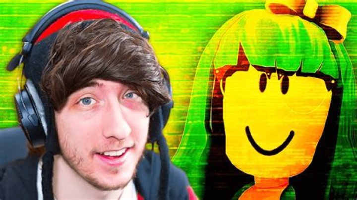 Lisa Gaming ROBLOX Net Worth, Age, Height, Wife