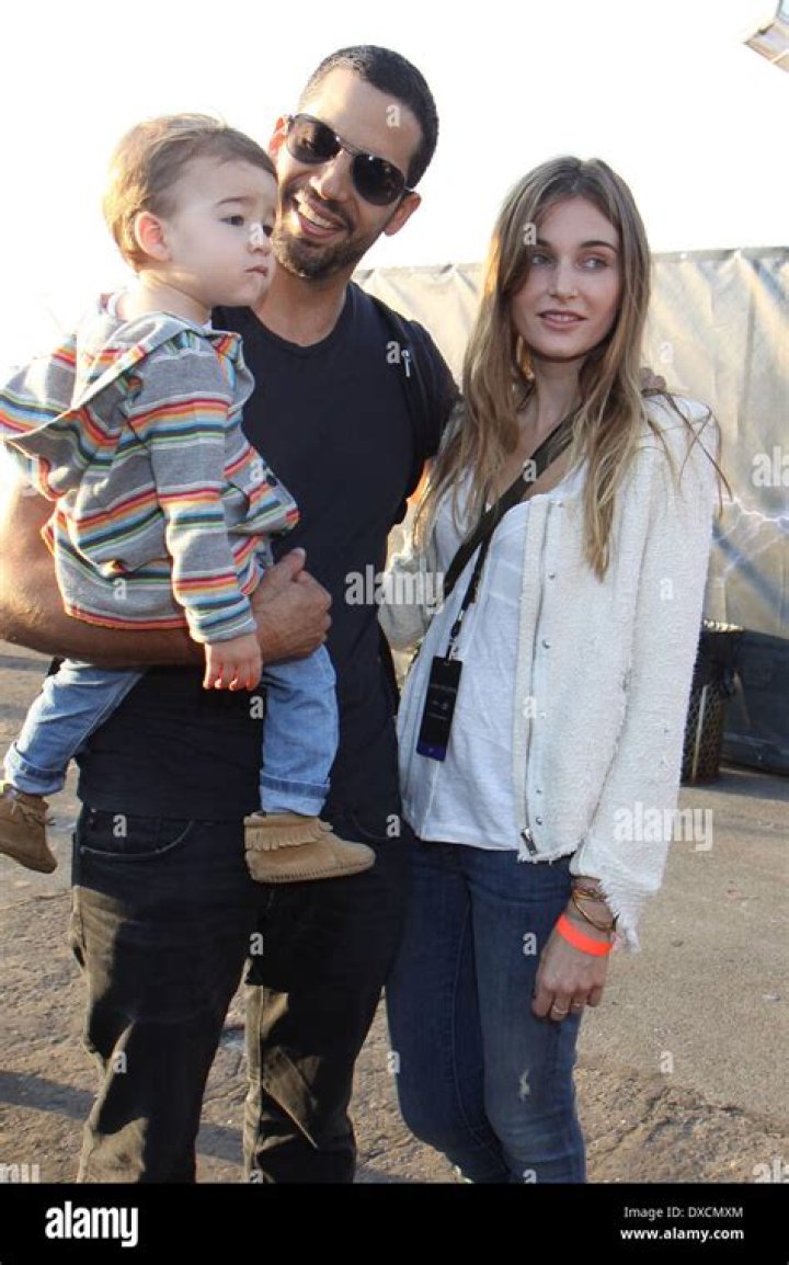 Magician David Blaine Net Worth 2018. His Wife, Fiancé Alizee Guinochet, and Daughter.