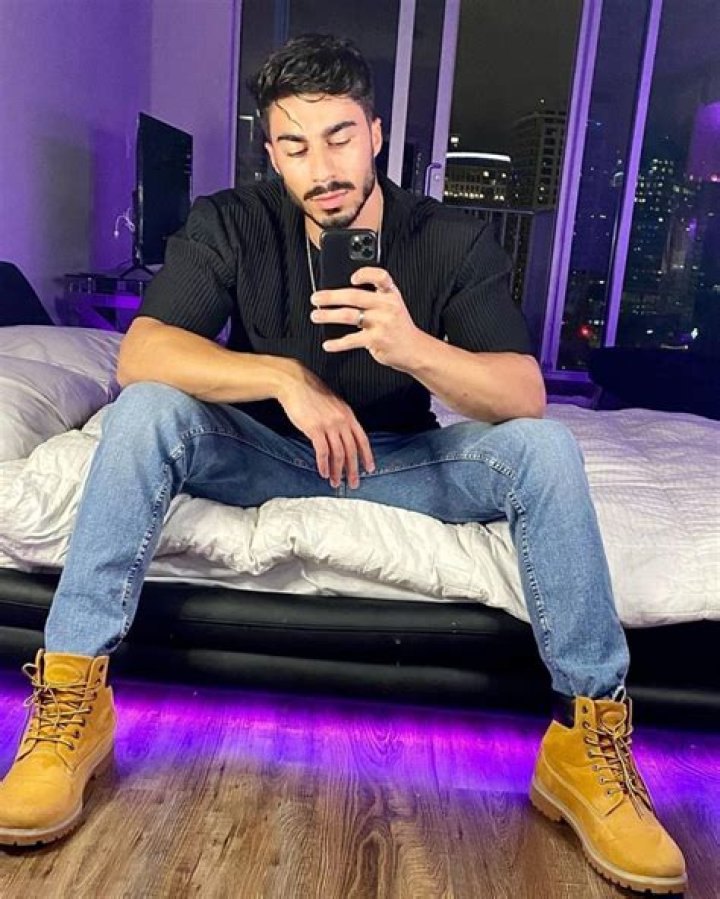 Mo Saffari Age | Wiki, Net worth, Bio, Height, Girlfriend ?