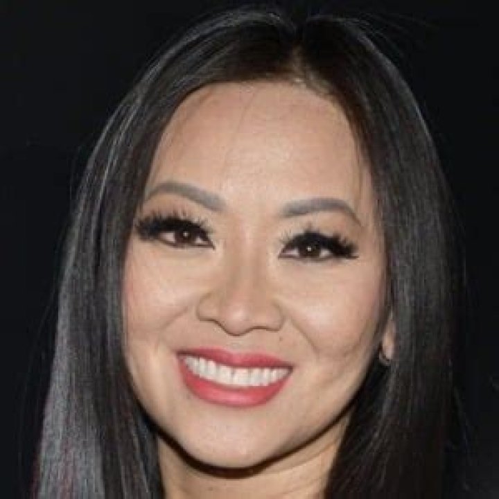 Tina Le Age | Wiki, Net worth, Bio, Height, Husband